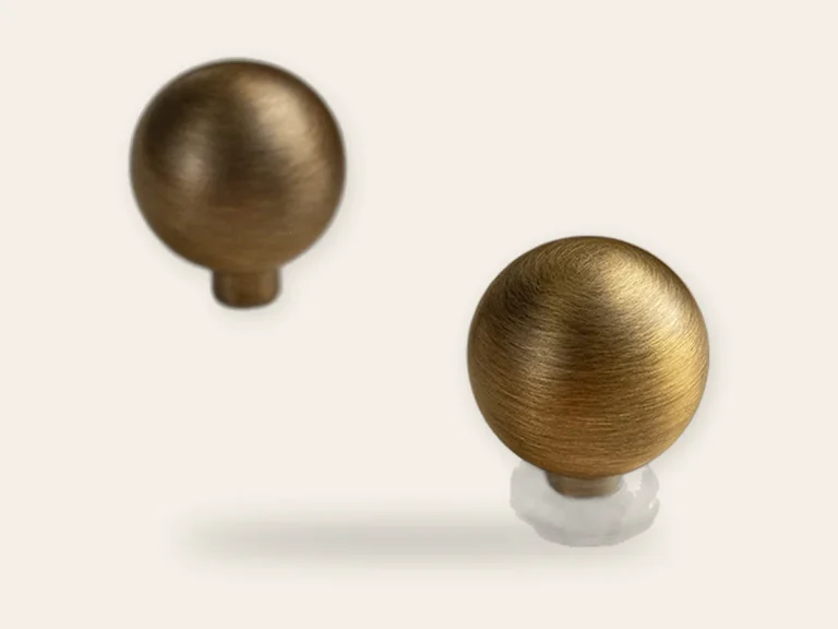 Bouton boule en laiton