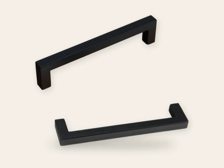 Poignée barre noire carrée, entraxe 160 mm